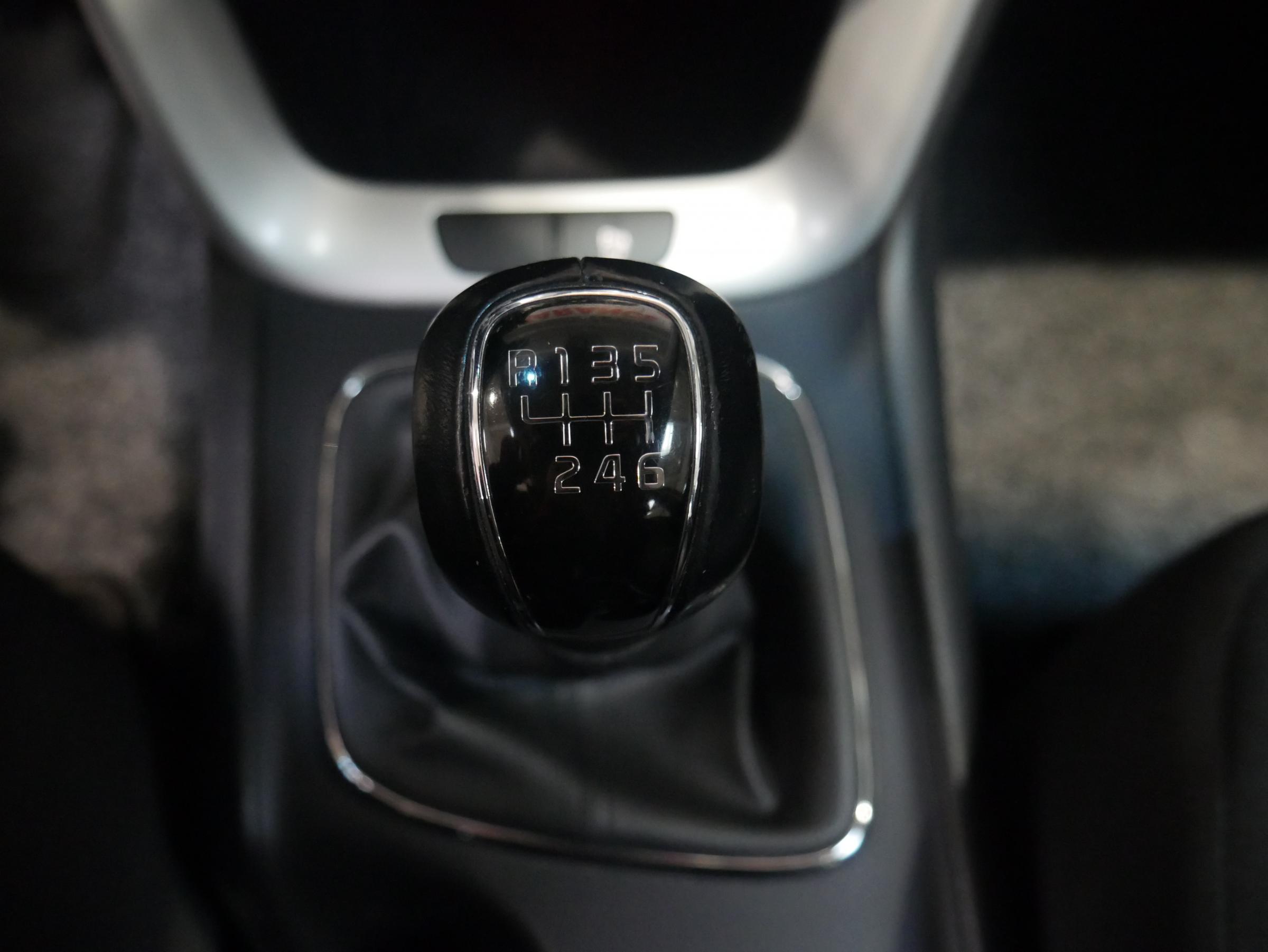 Kia Cee´d, 2014 - pohled č. 19