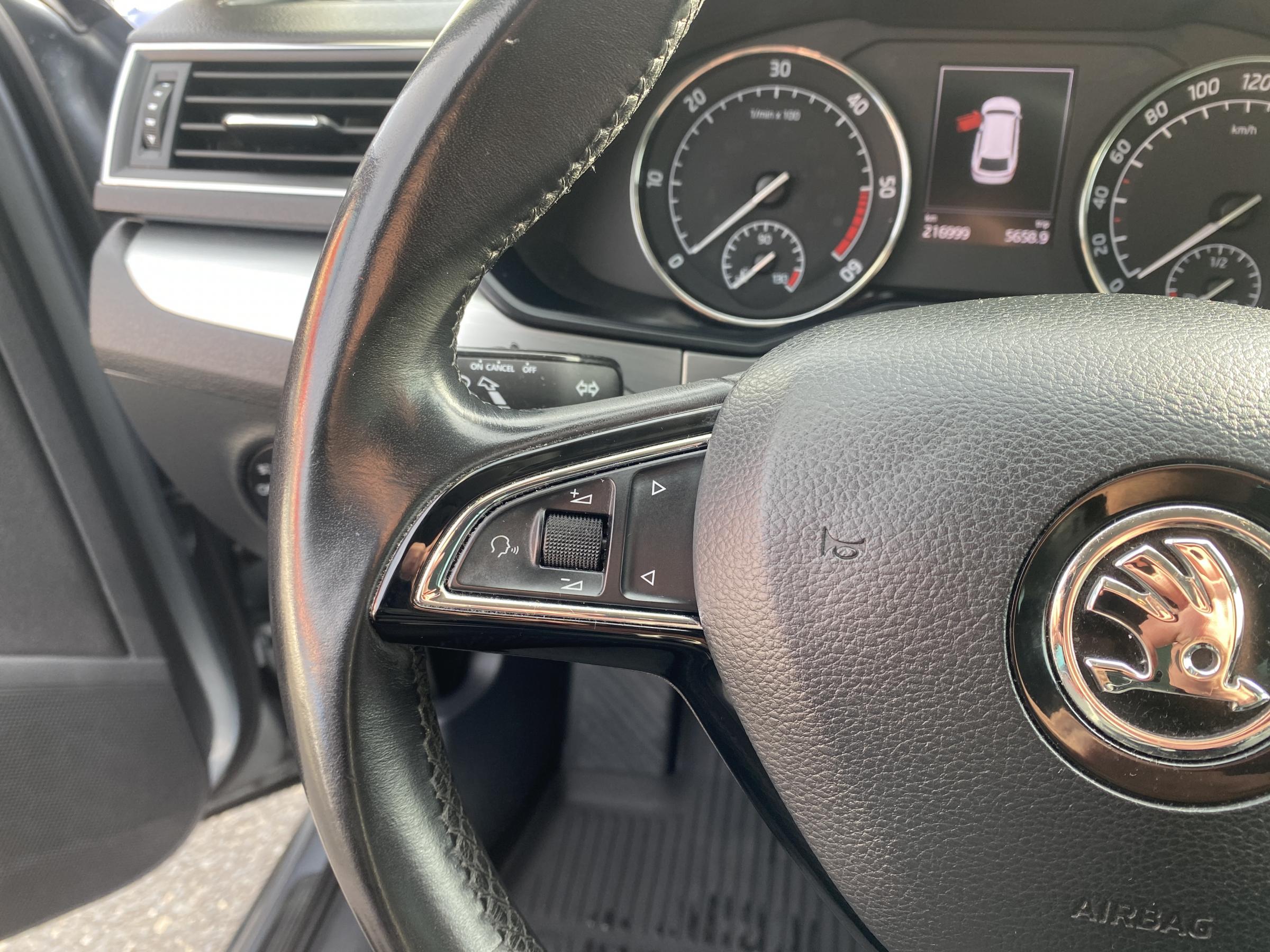 Škoda Superb III, 2015 - pohled č. 12