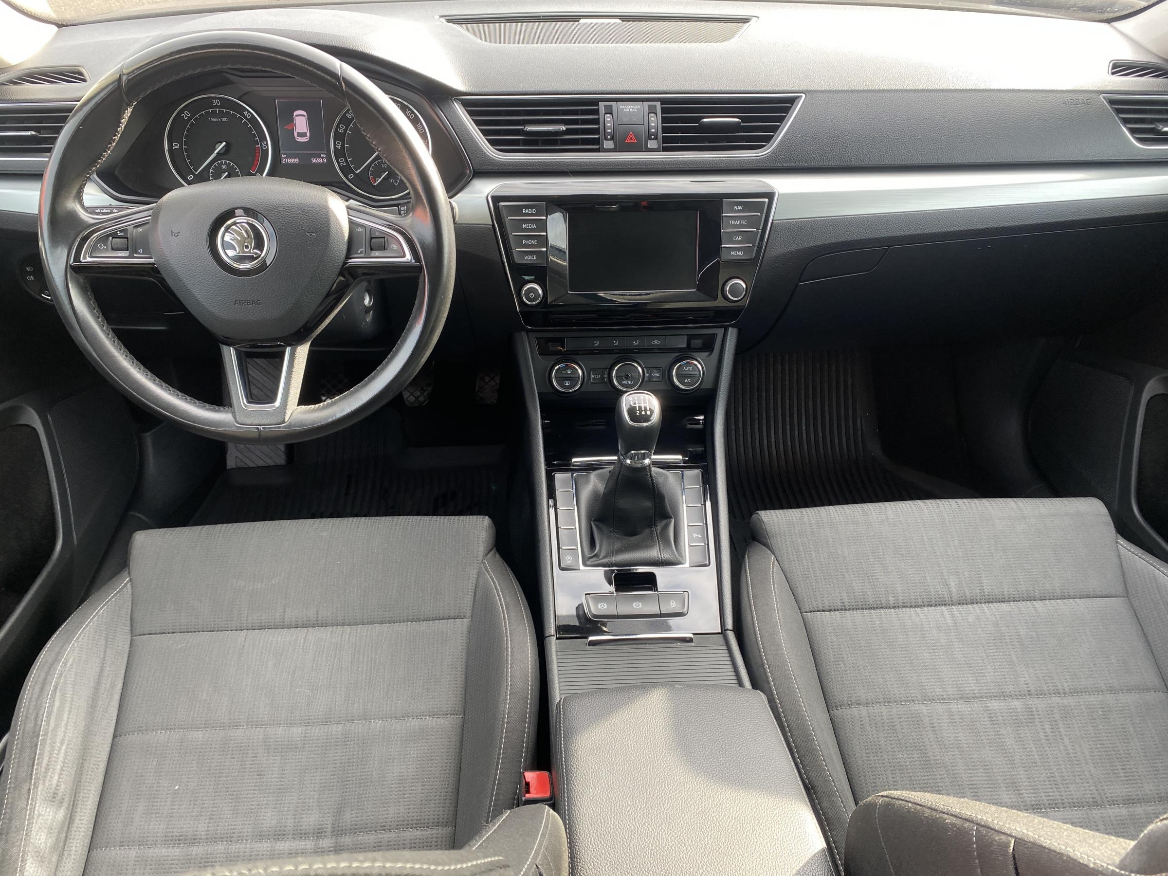 Škoda Superb III, 2015 - pohled č. 8