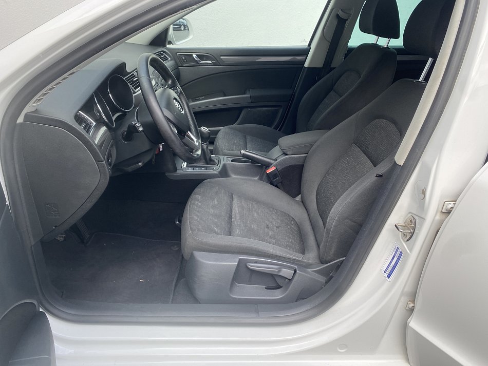 Škoda Superb II 2.0TDi Active