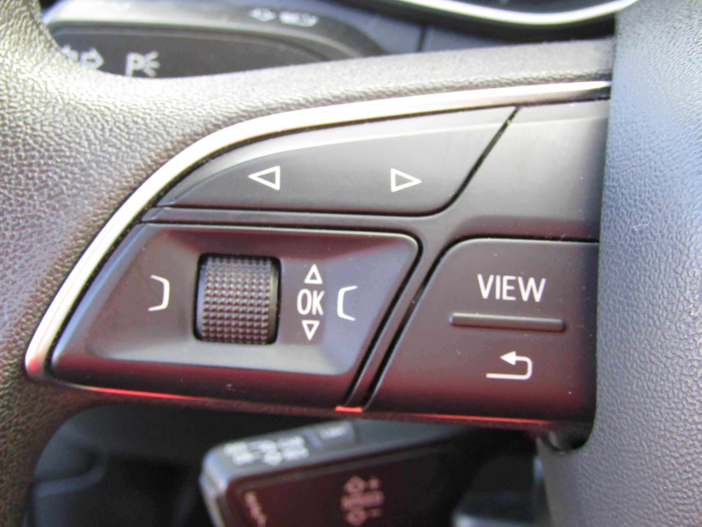 Audi A4, 2017 - pohled č. 15