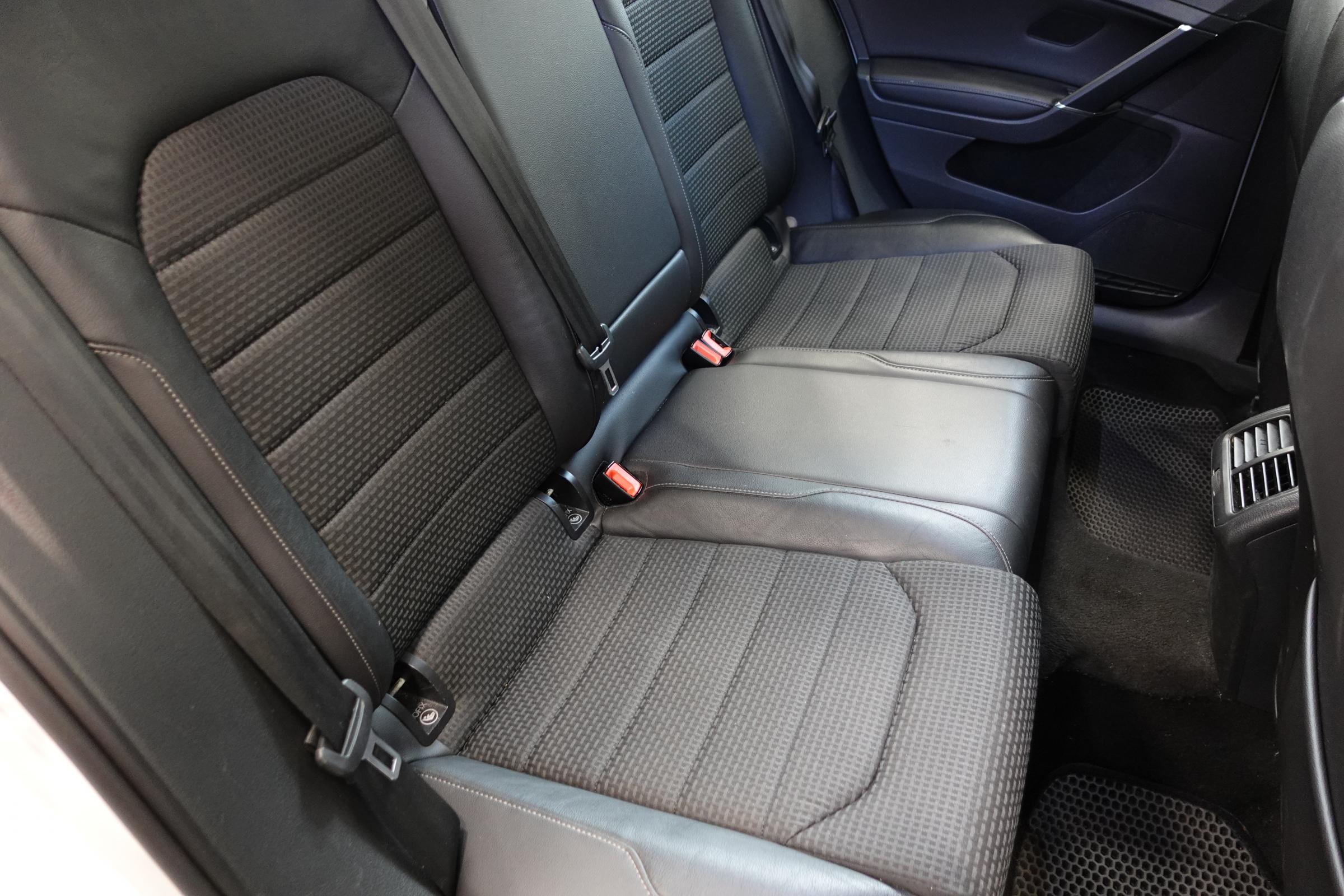 Volkswagen Golf, 2015 - pohled č. 14