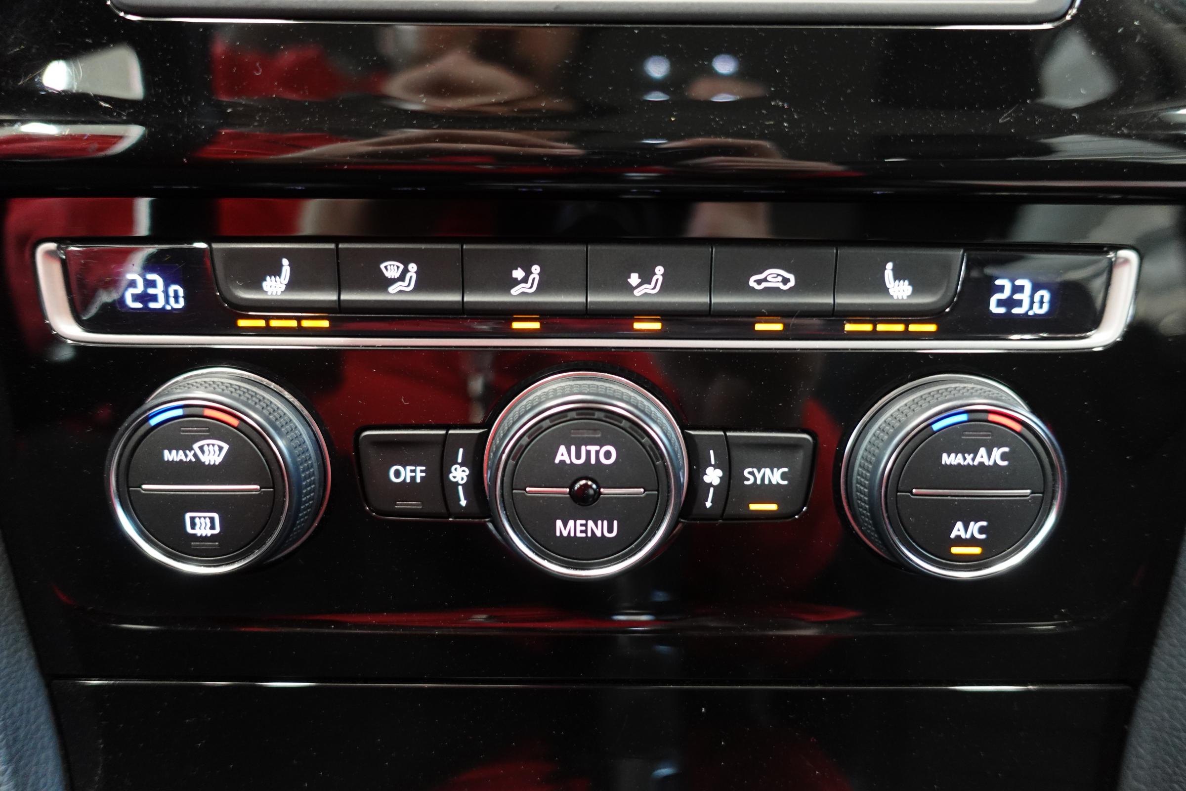 Volkswagen Golf, 2015 - pohled č. 19