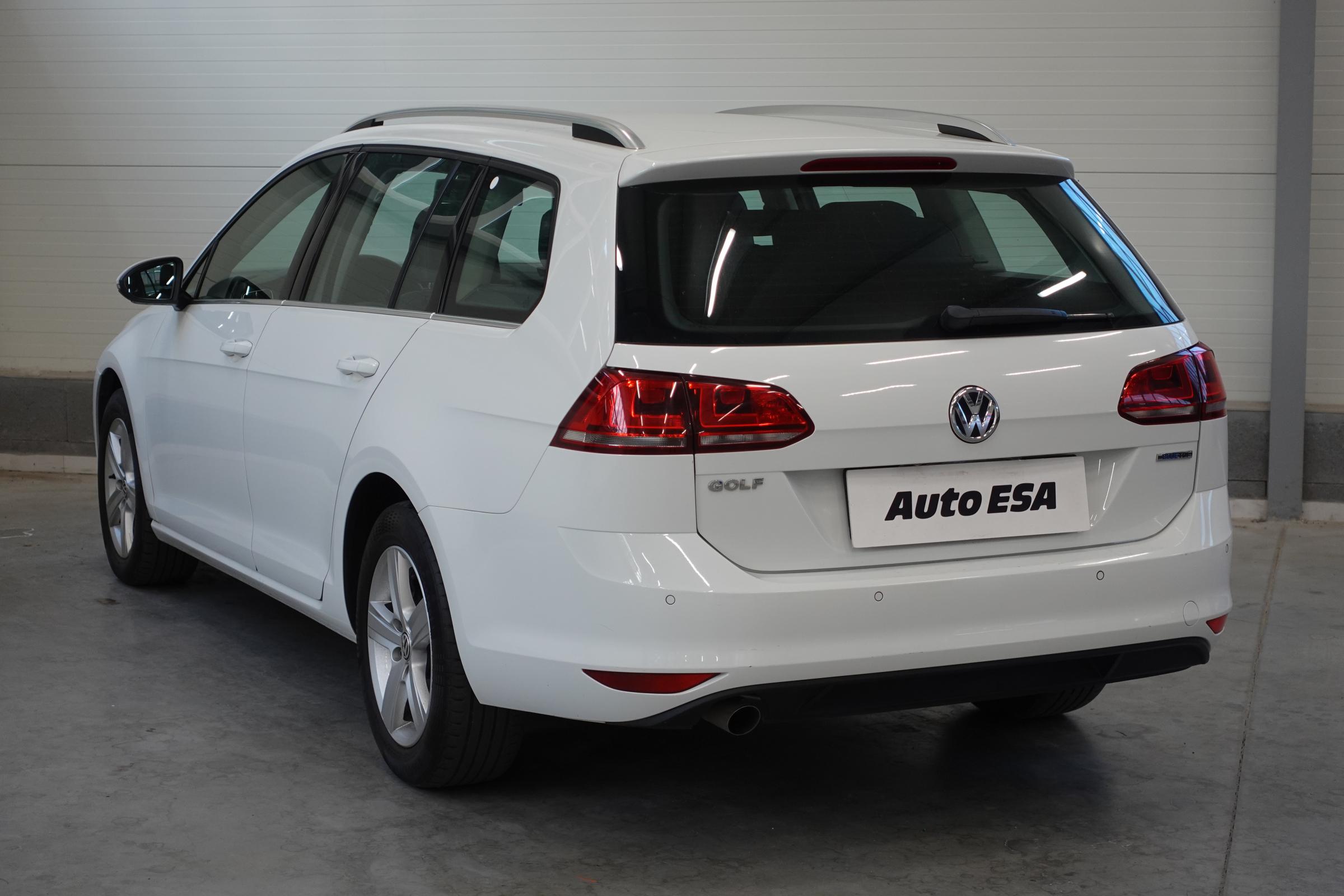 Volkswagen Golf, 2015 - pohled č. 4