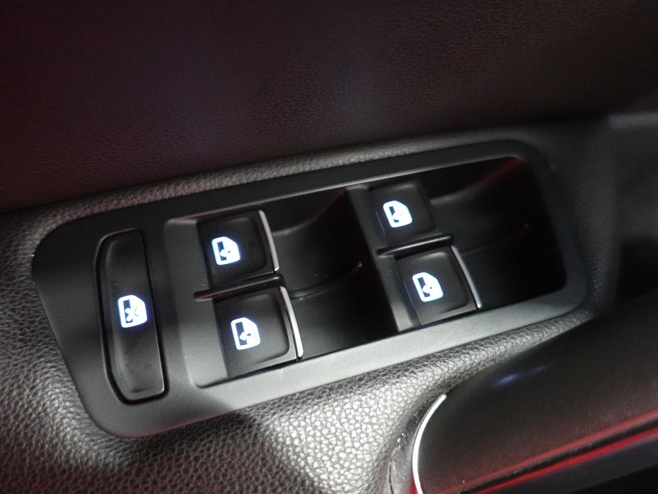 Volkswagen Golf 1.6 TDi Highline