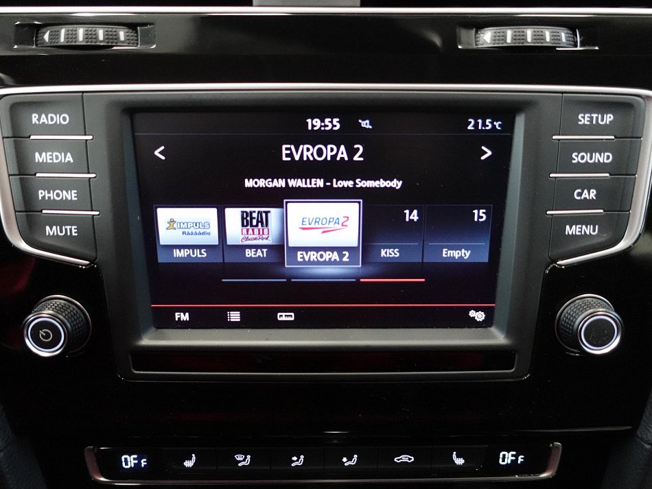 Volkswagen Golf 1.6 TDi Highline