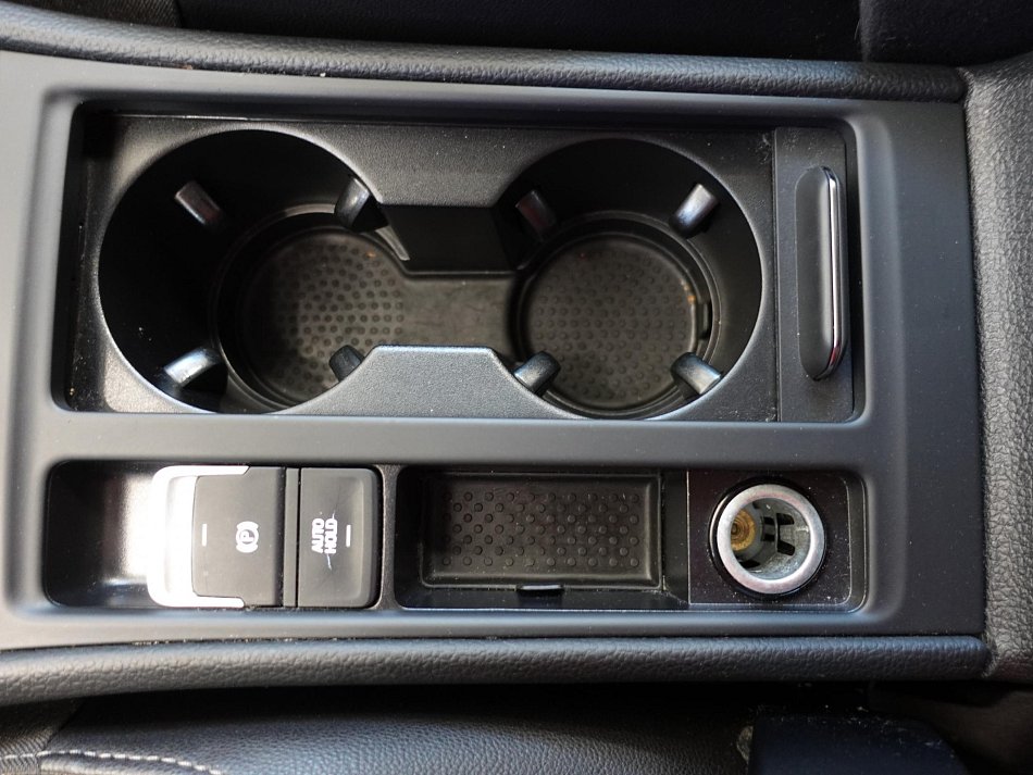 Volkswagen Golf 1.6 TDi Highline