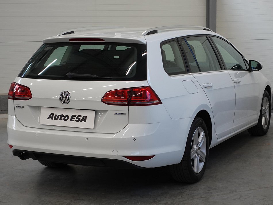 Volkswagen Golf 1.6 TDi Highline