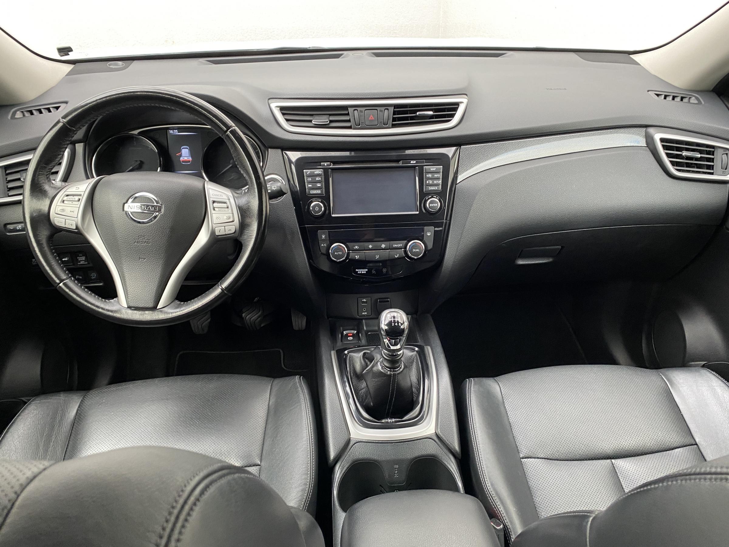 Nissan X-Trail, 2015 - pohled č. 8