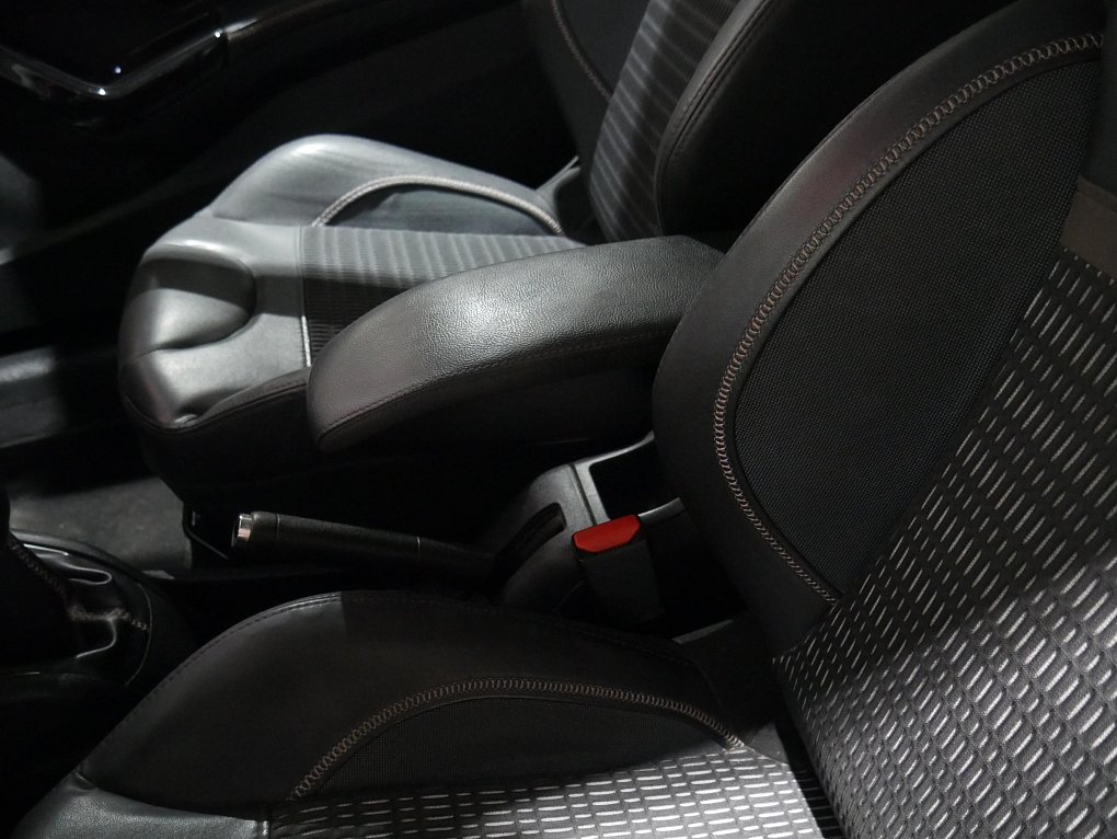 Peugeot 208 1.6 VTi Allure