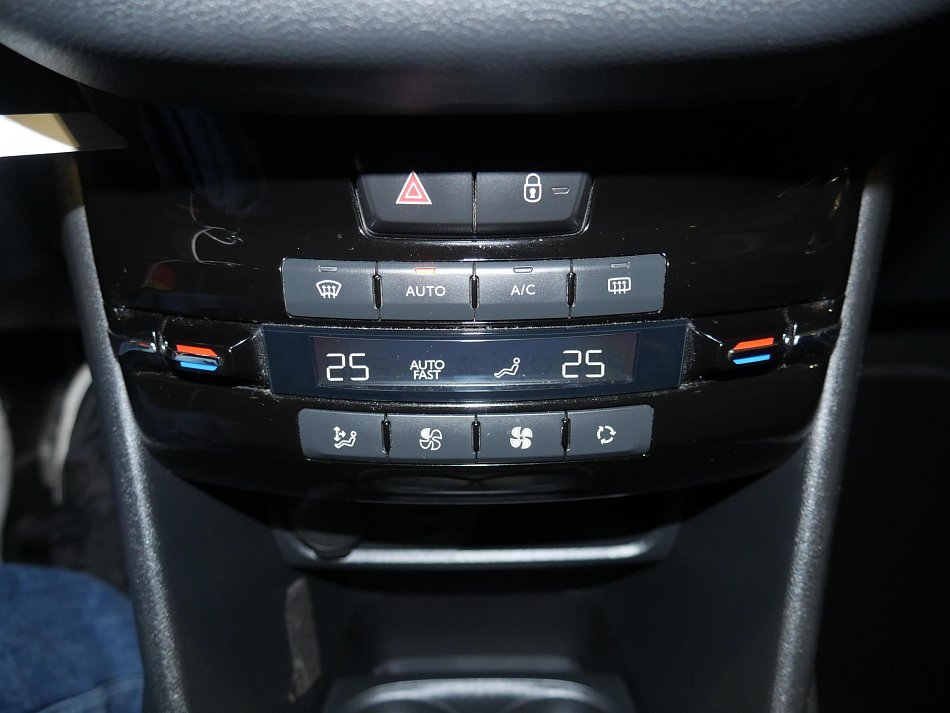 Peugeot 208 1.6 VTi Allure