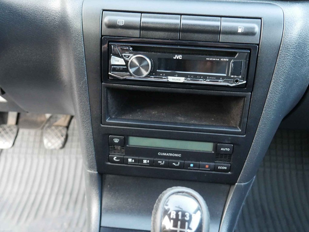 Škoda Octavia 1.6i 