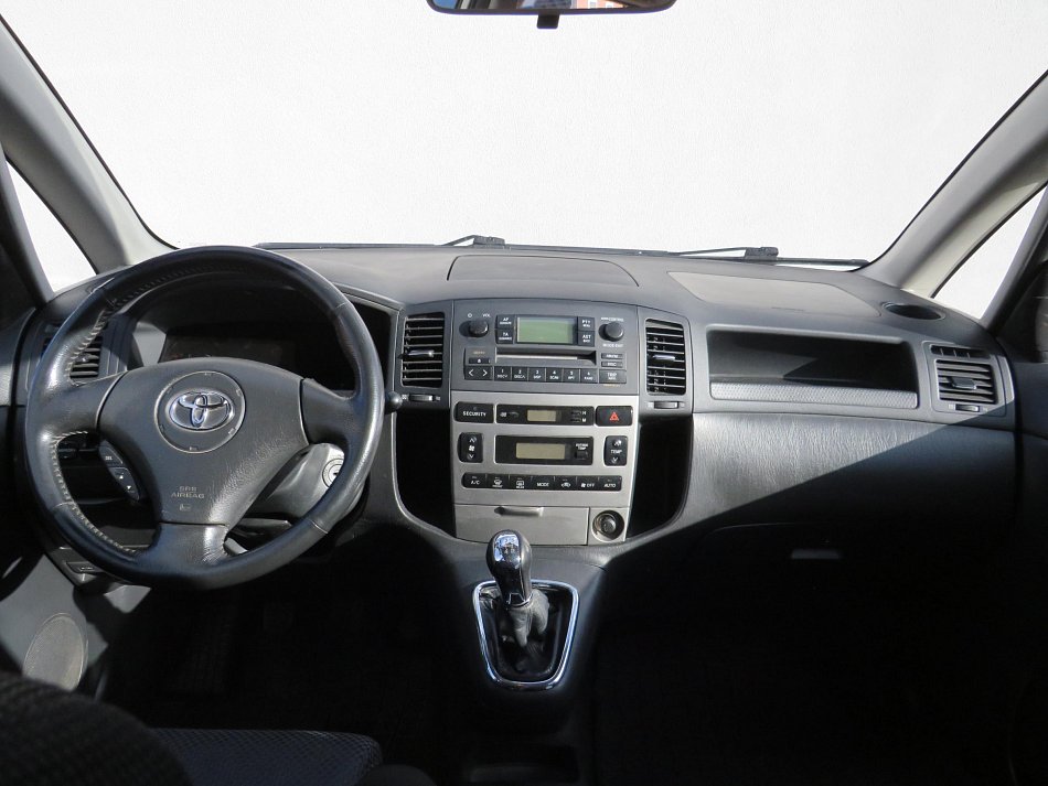 Toyota Corolla Verso 1.6 i 