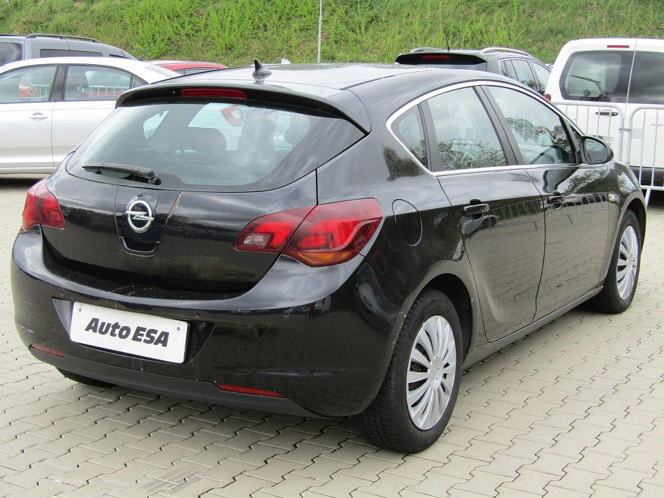 Opel Astra 1.7 CDTI 