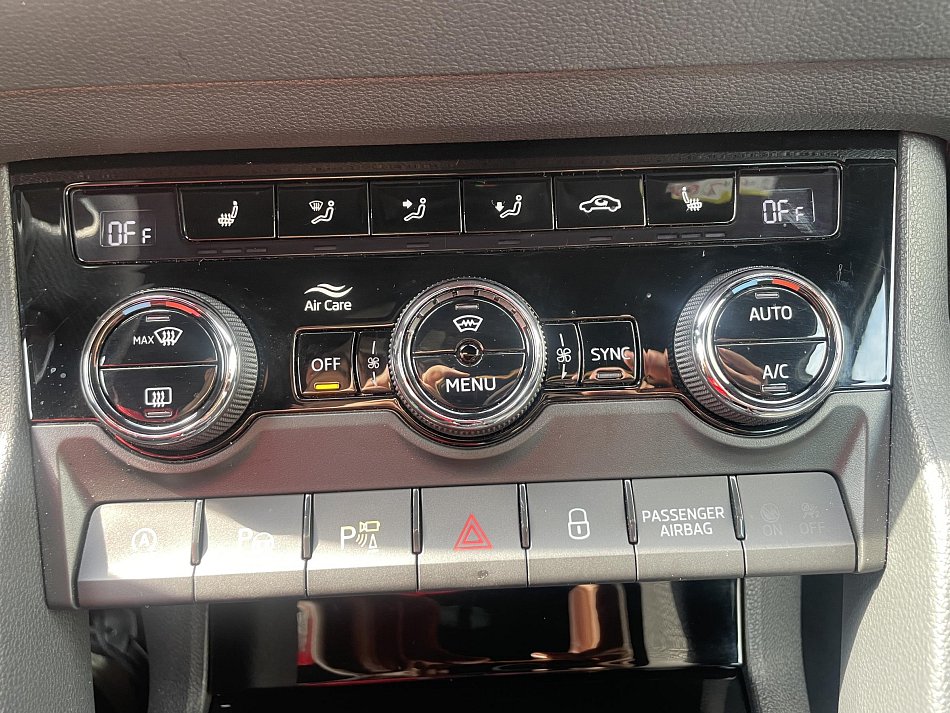 Škoda Karoq 1.5 TSi SportLine