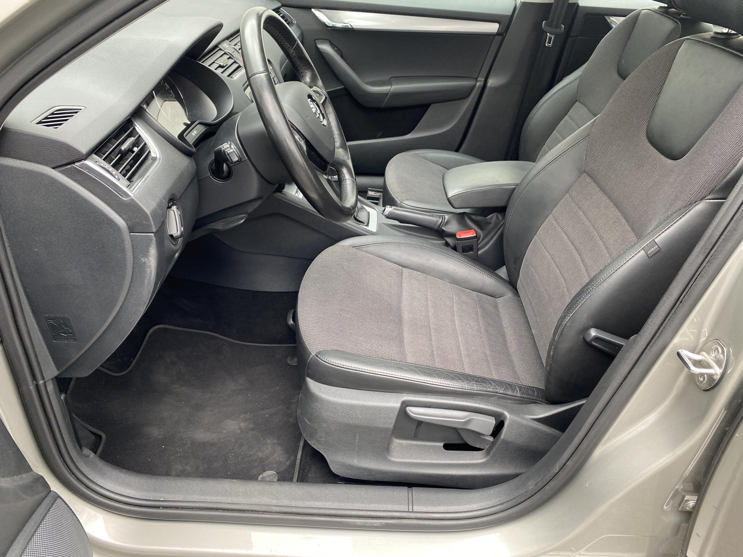 Škoda Octavia III, 2014 - pohled č. 11