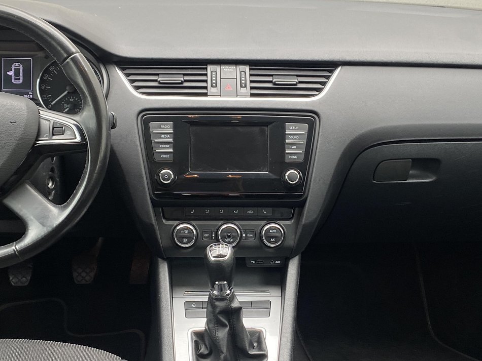 Škoda Octavia III 1.6 TDi Elegance