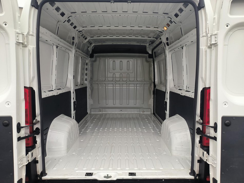 Peugeot Boxer 2.2HDi  L2H2