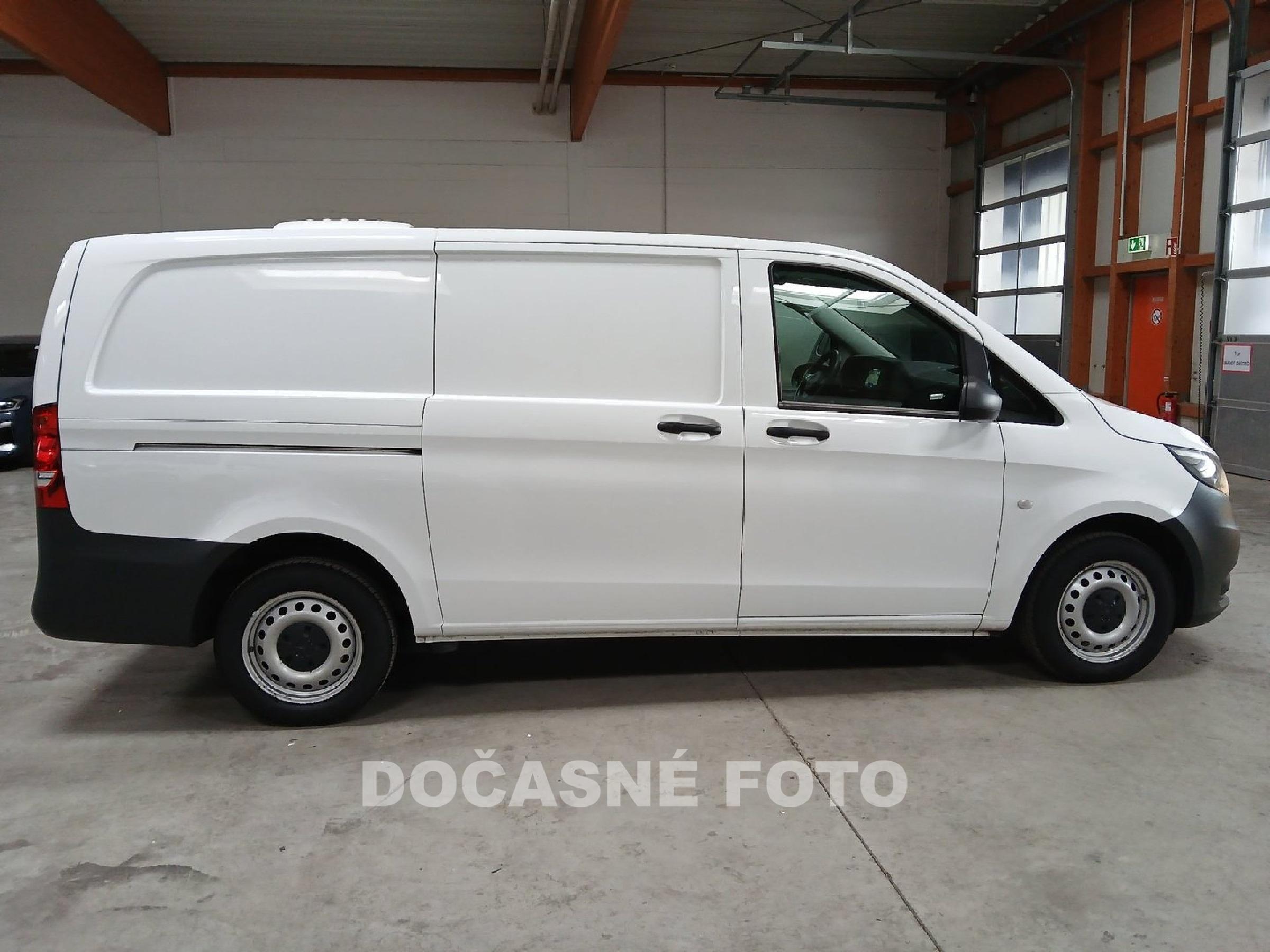 Mercedes-Benz Vito, 2021 - pohled č. 3