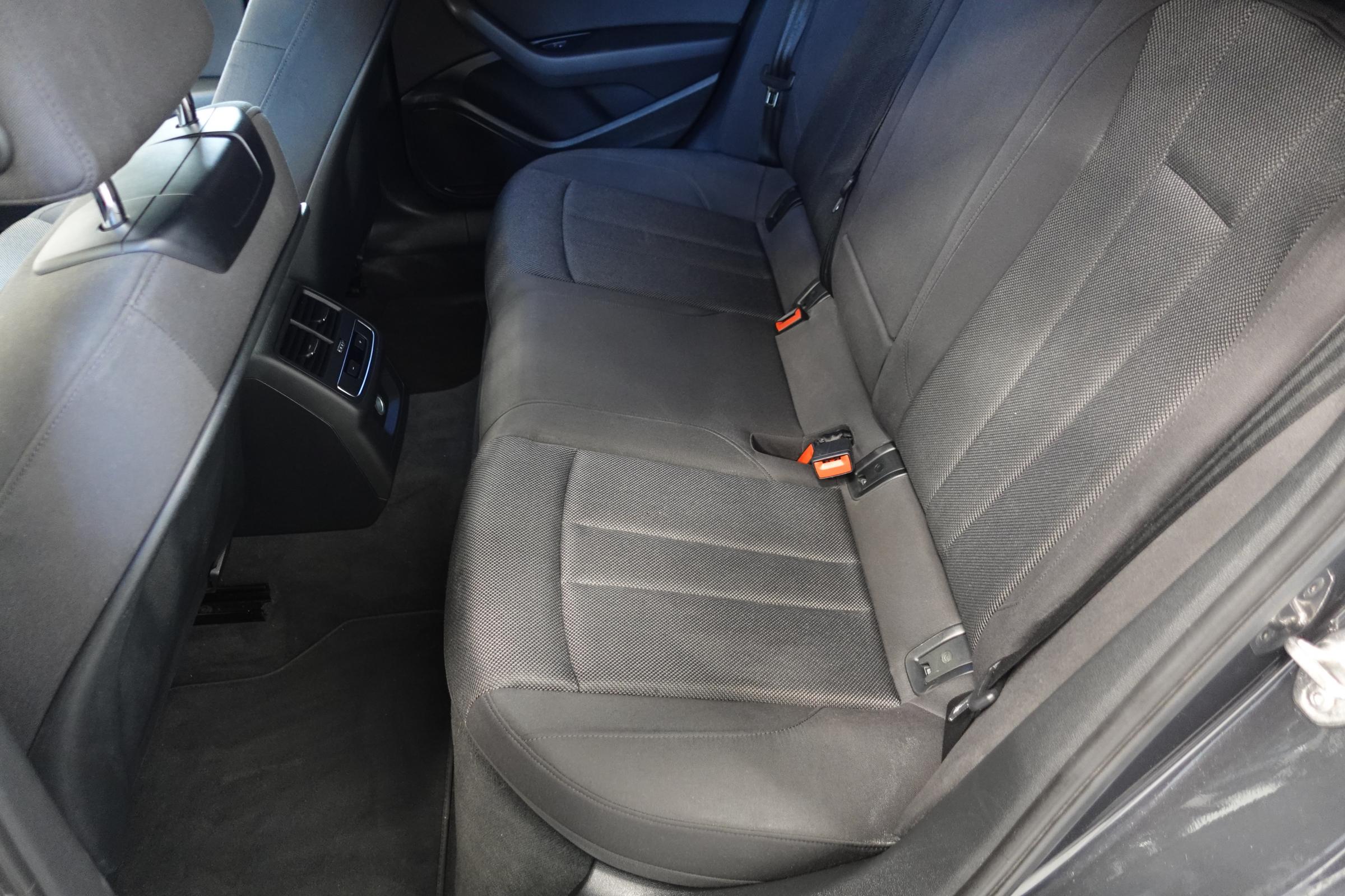 Audi A4, 2017 - pohled č. 11