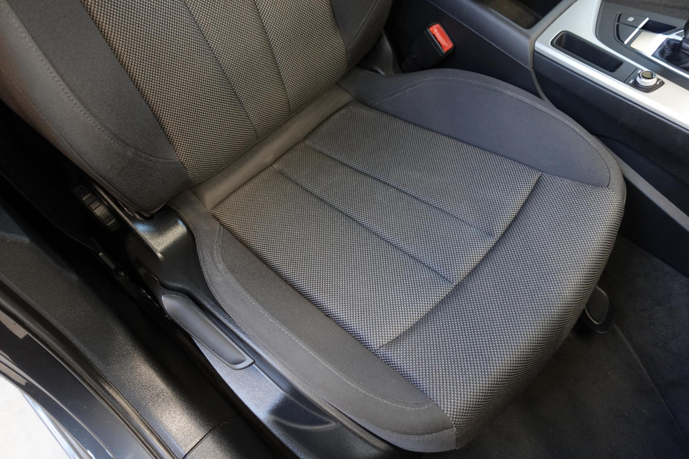 Audi A4, 2017 - pohled č. 12