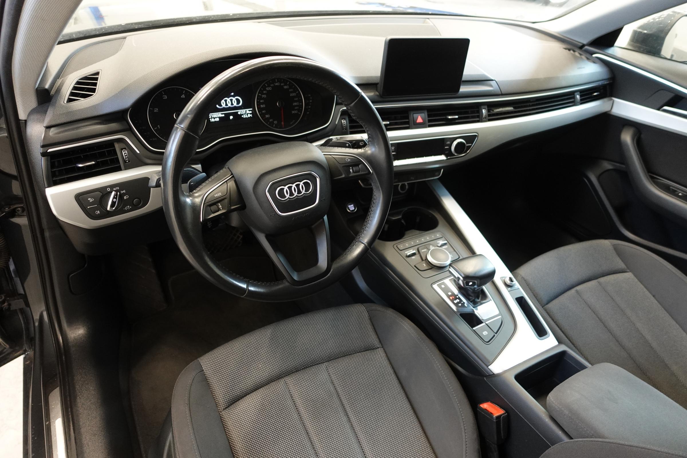 Audi A4, 2017 - pohled č. 22