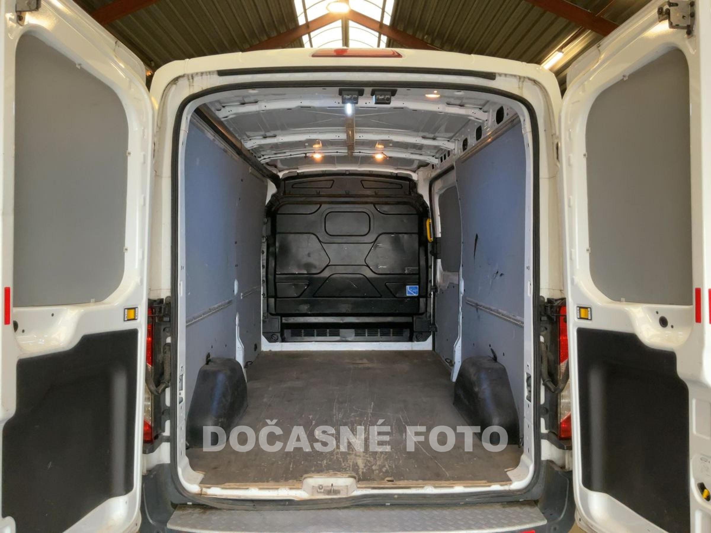 Ford Transit, 2016 - pohled č. 5