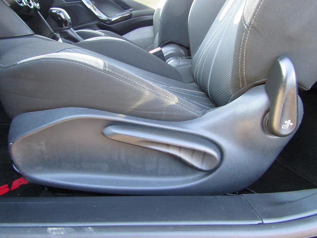 Peugeot 208 1.2PT Active