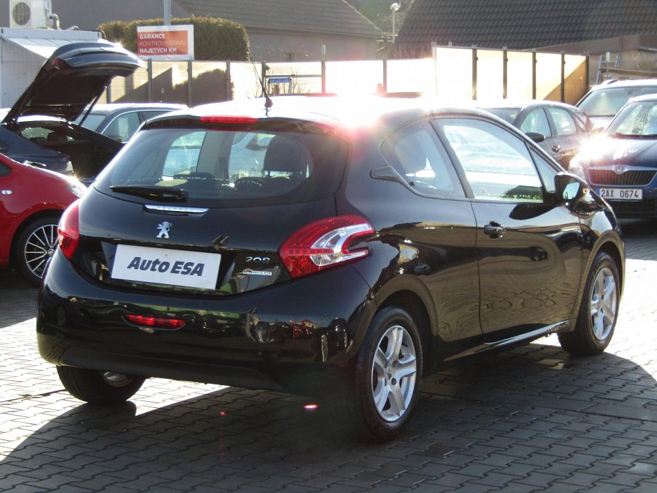Peugeot 208 1.2PT Active
