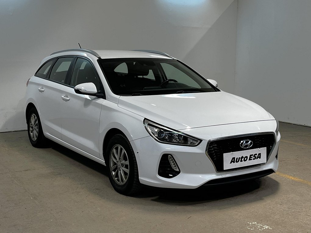 Hyundai I30 1.4 T-GDi Trikolor