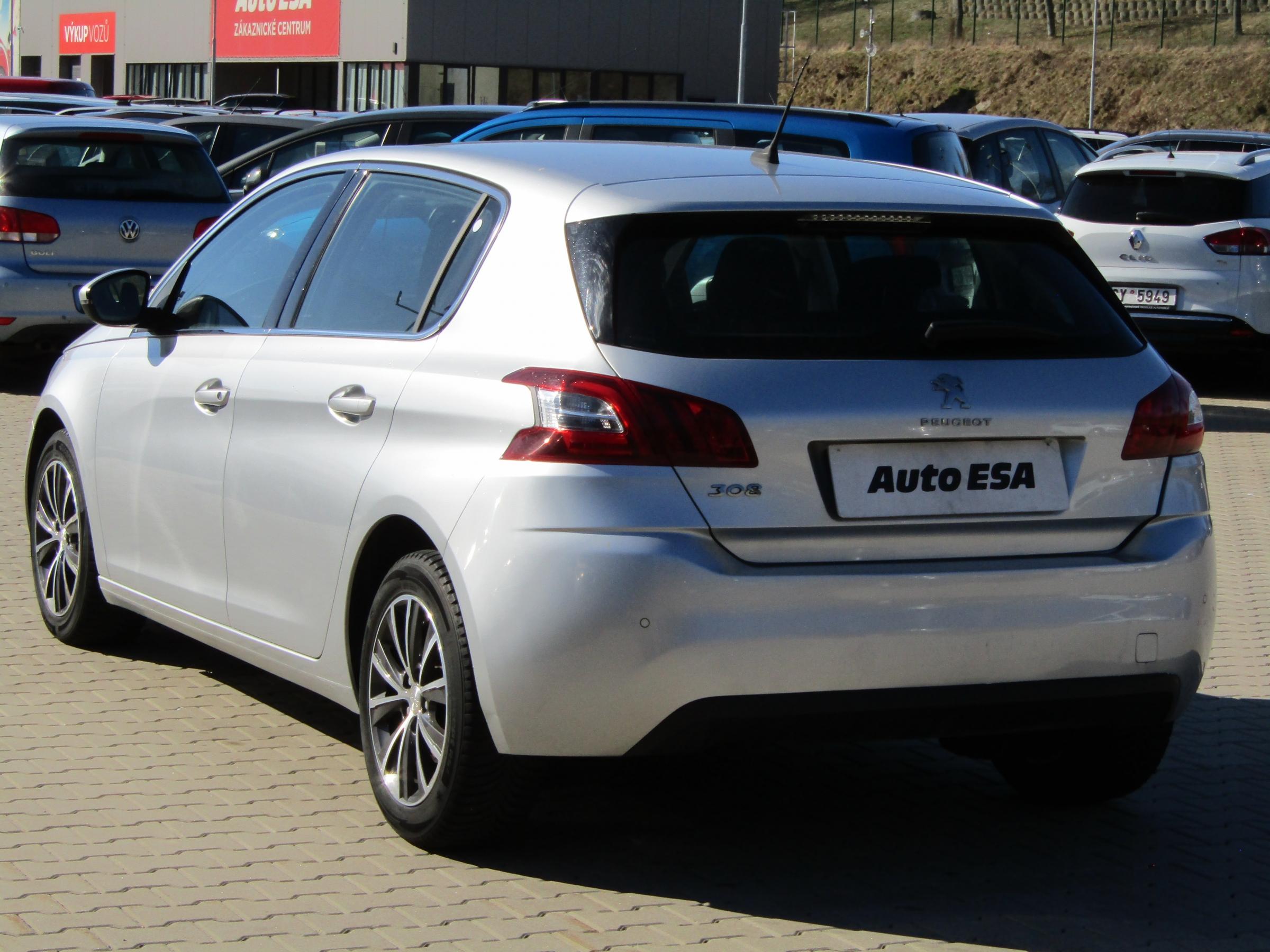 Peugeot 308, 2014 - pohled č. 4