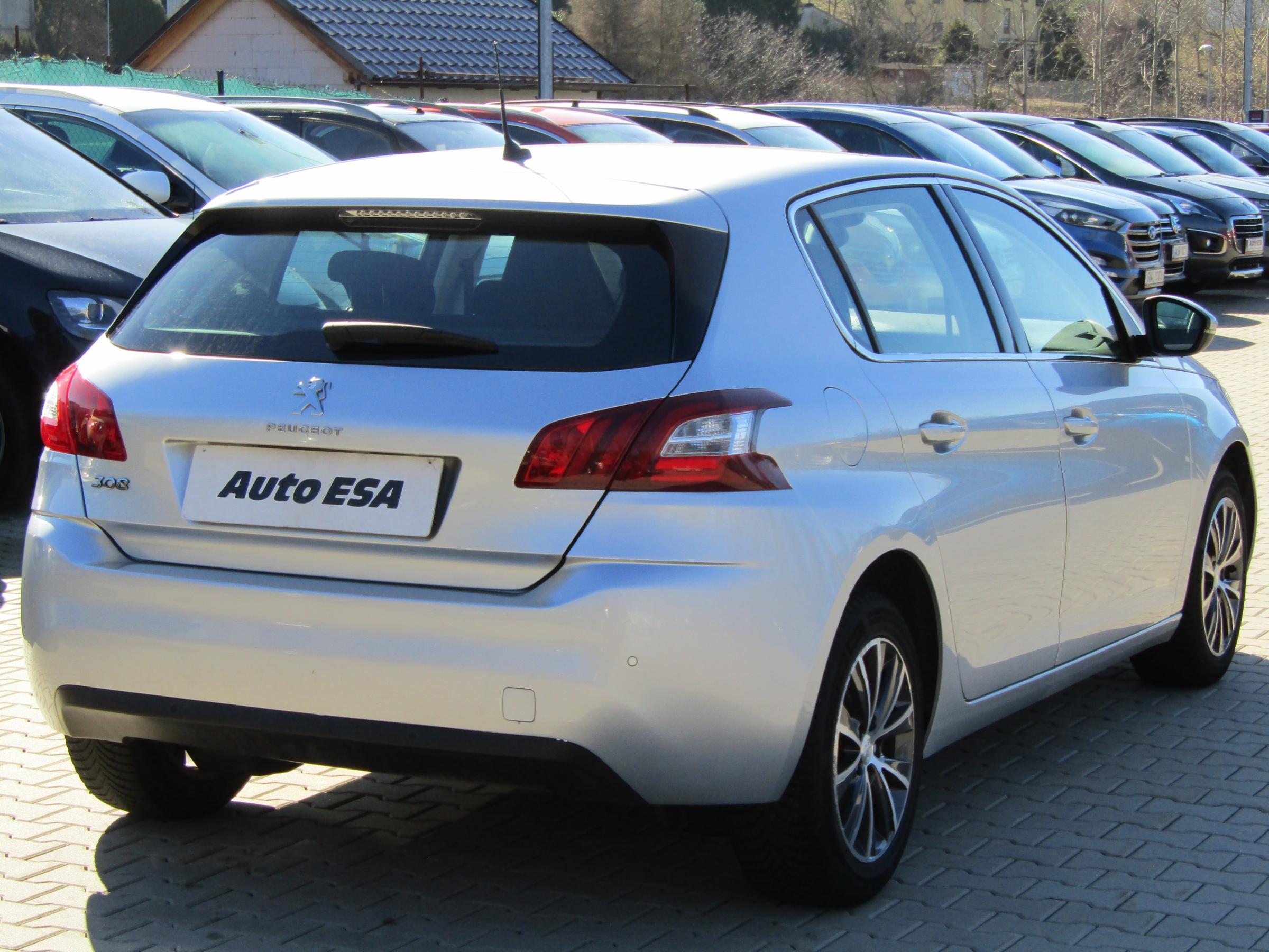 Peugeot 308, 2014 - pohled č. 6