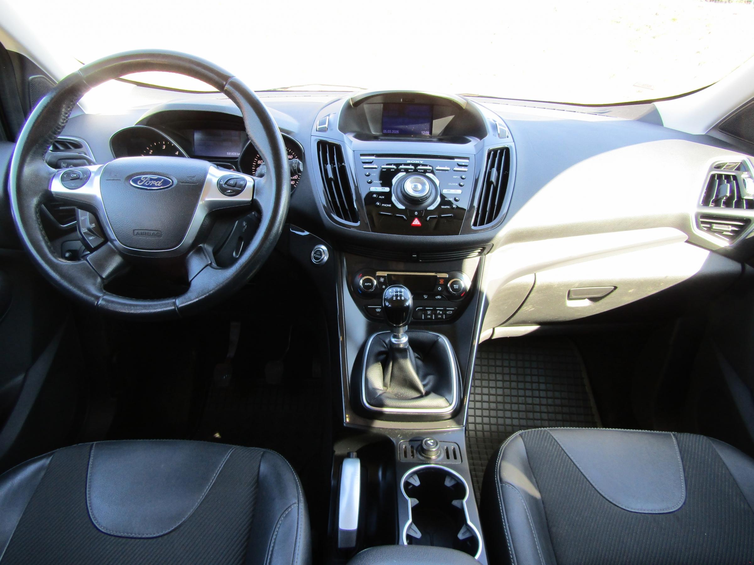 Ford Kuga, 2013 - pohled č. 8