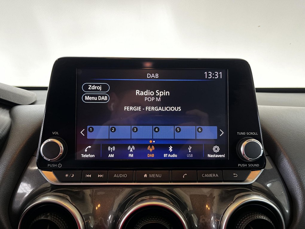 Nissan Juke 1.0 DiG-T N-Connecta