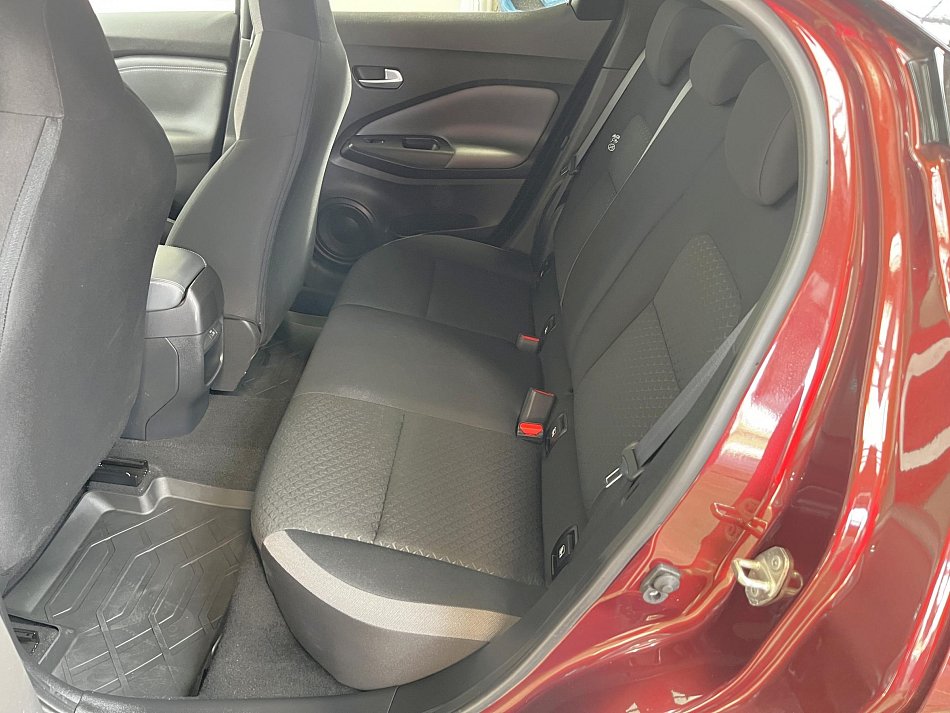 Nissan Juke 1.0 DiG-T N-Connecta