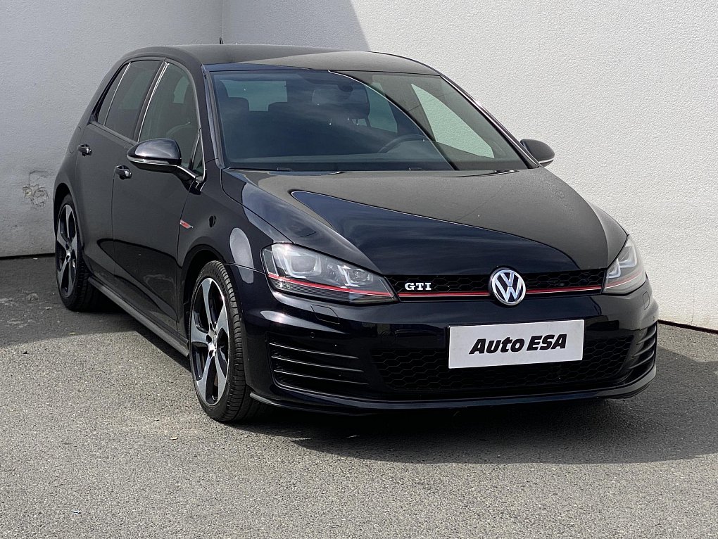 Volkswagen Golf 2.0 TSi GTi