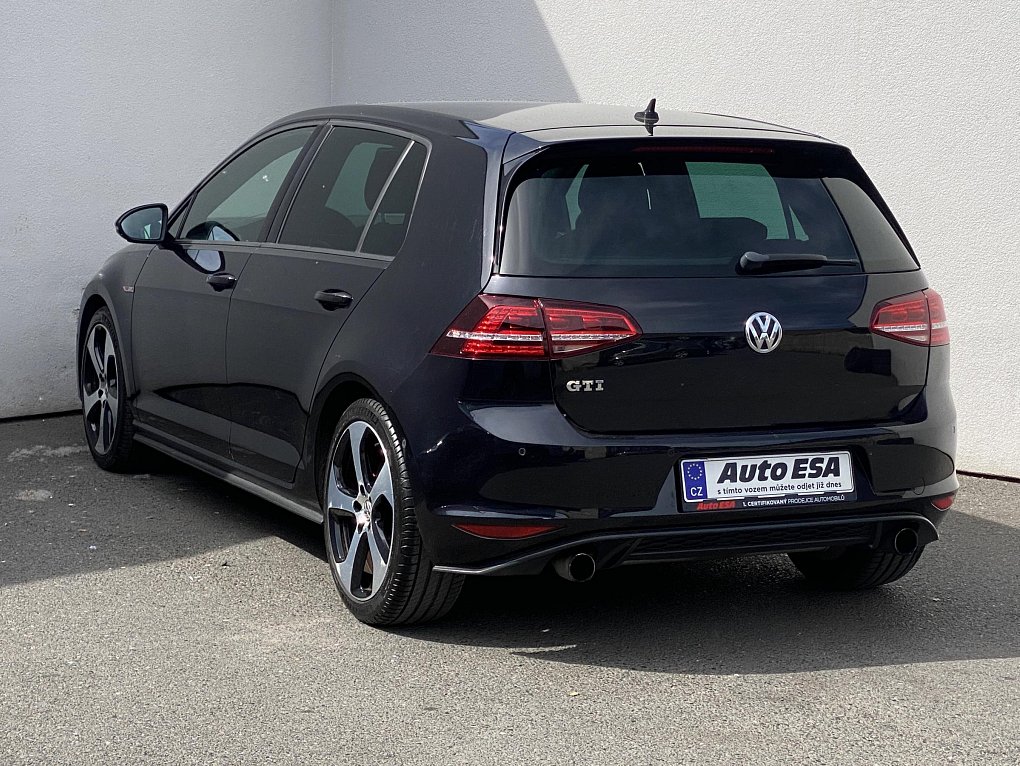 Volkswagen Golf 2.0 TSi GTi