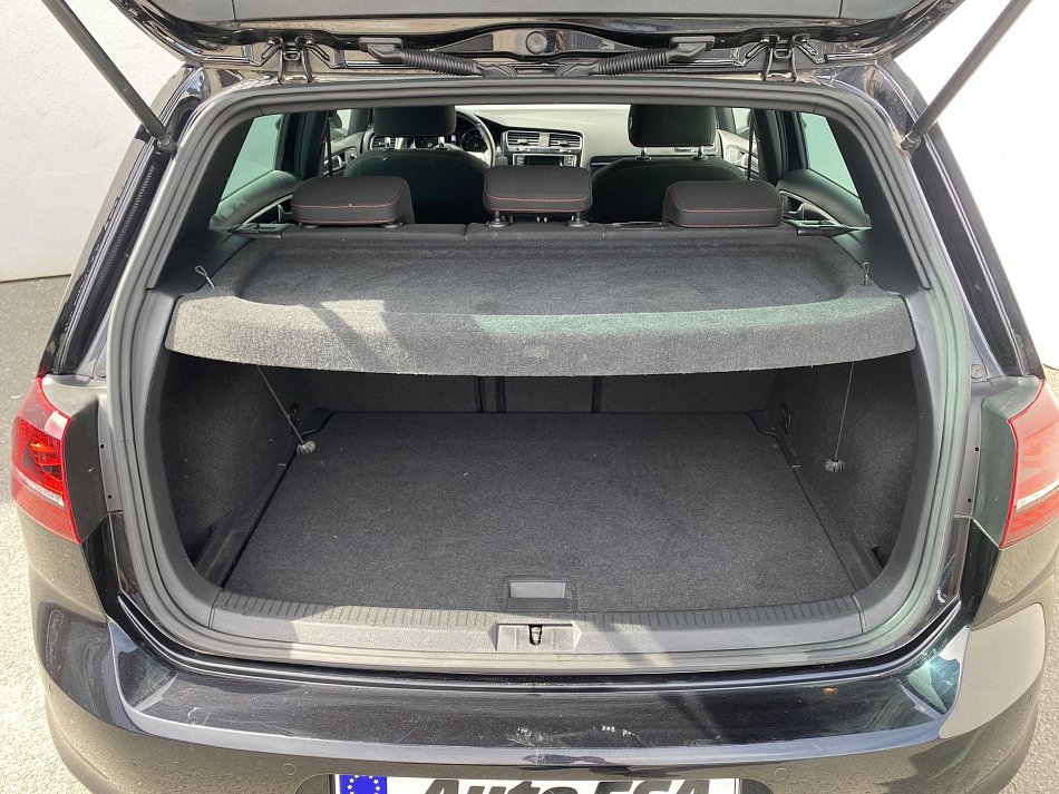 Volkswagen Golf 2.0 TSi GTi