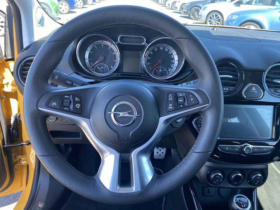Opel Adam 1.4 i Enjoy