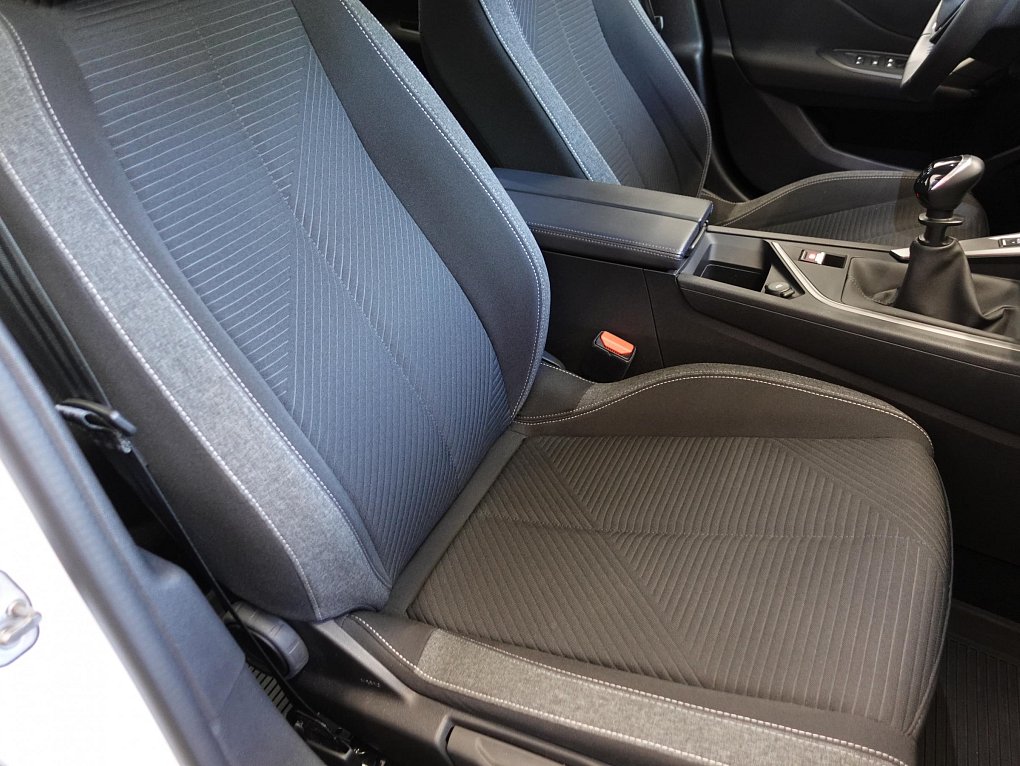 Peugeot 308 1.2PT 