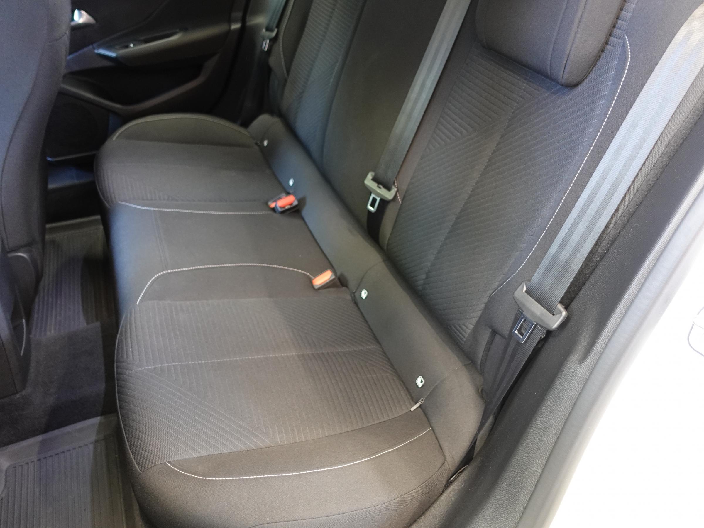 Peugeot 308, 2022 - pohled č. 10