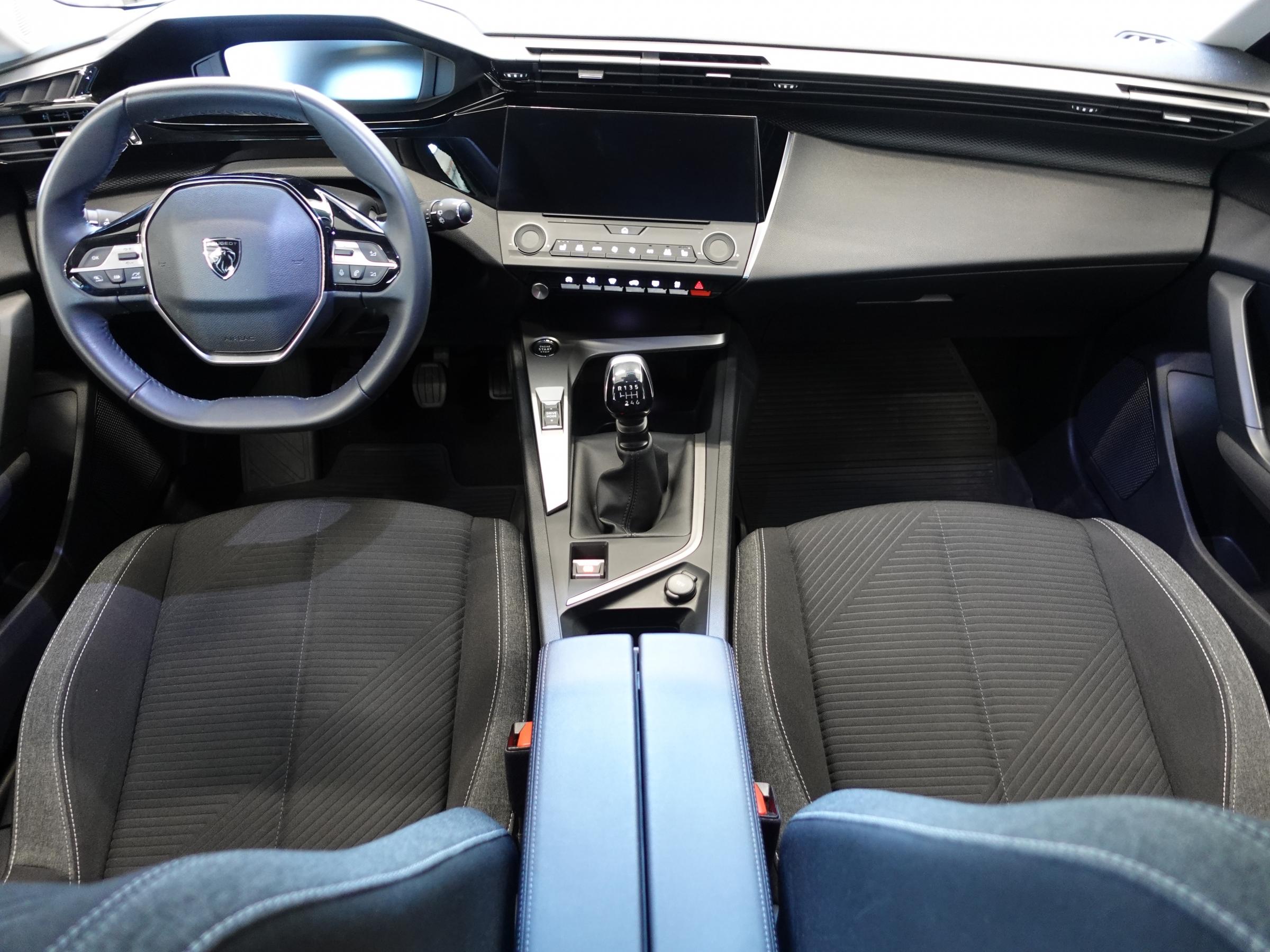 Peugeot 308, 2022 - pohled č. 8