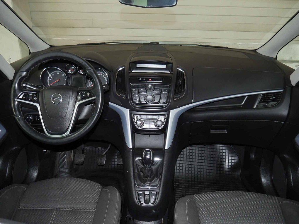 Opel Zafira 2.0 CDTI 