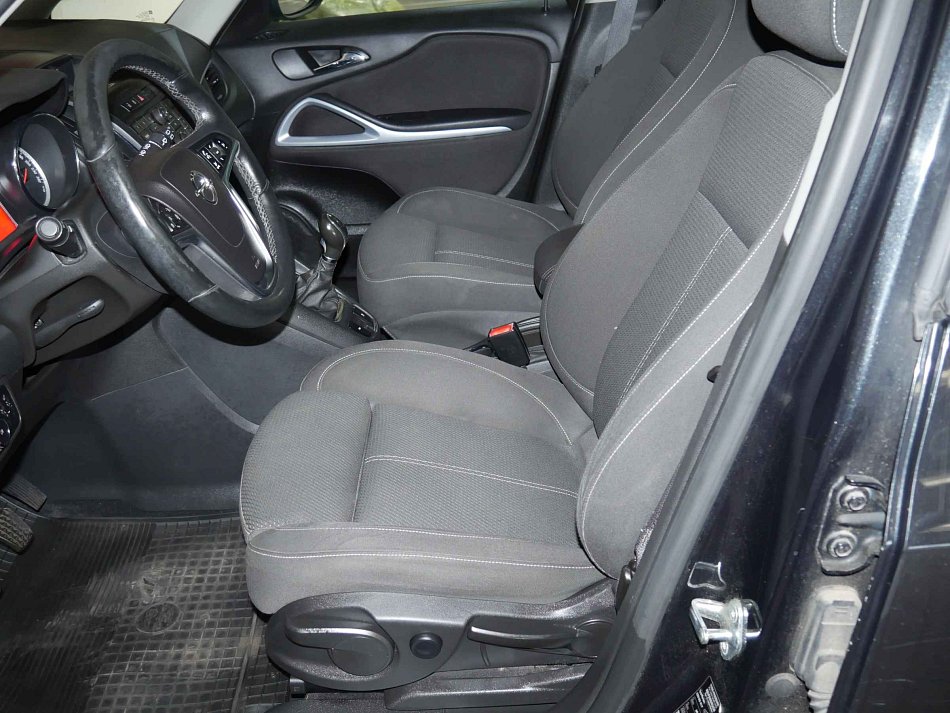 Opel Zafira 2.0 CDTI 
