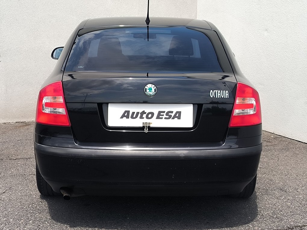 Škoda Octavia II 1.6MPi Tour