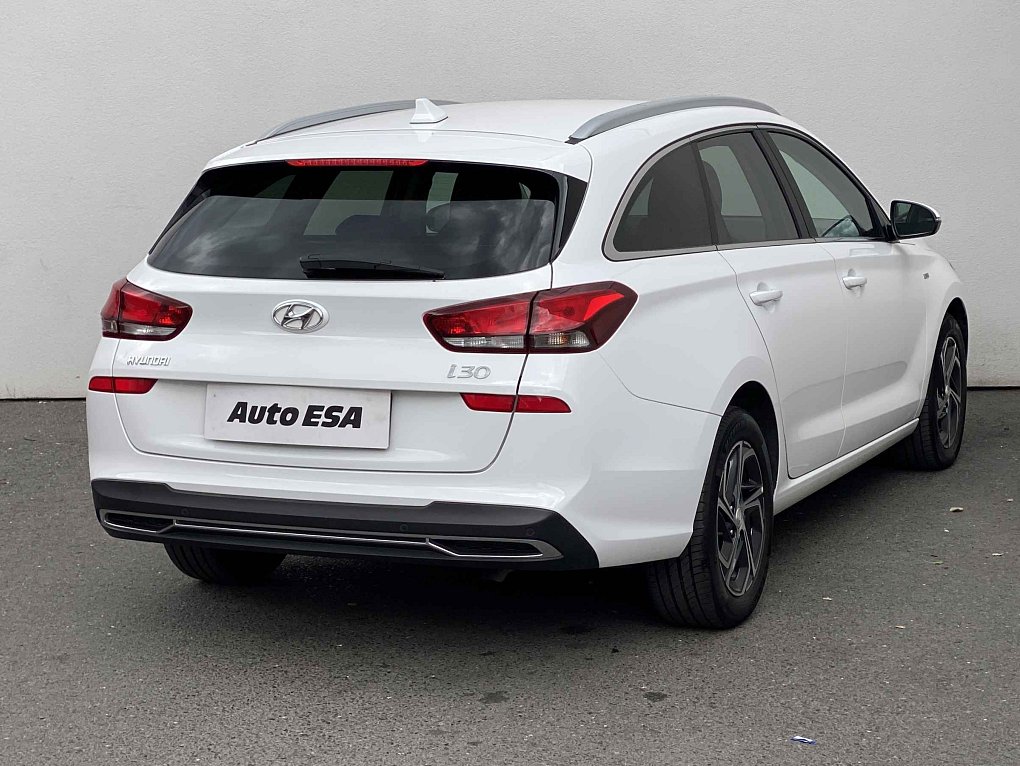 Hyundai I30 1.5 T-GDi Smart 48V