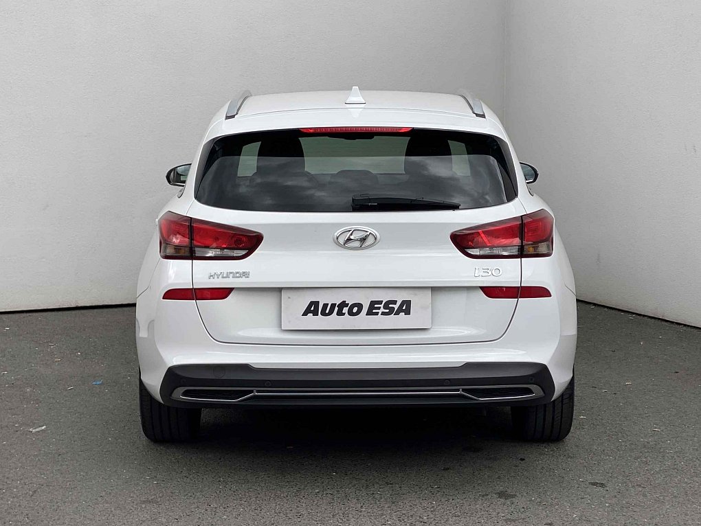 Hyundai I30 1.5 T-GDi Smart 48V
