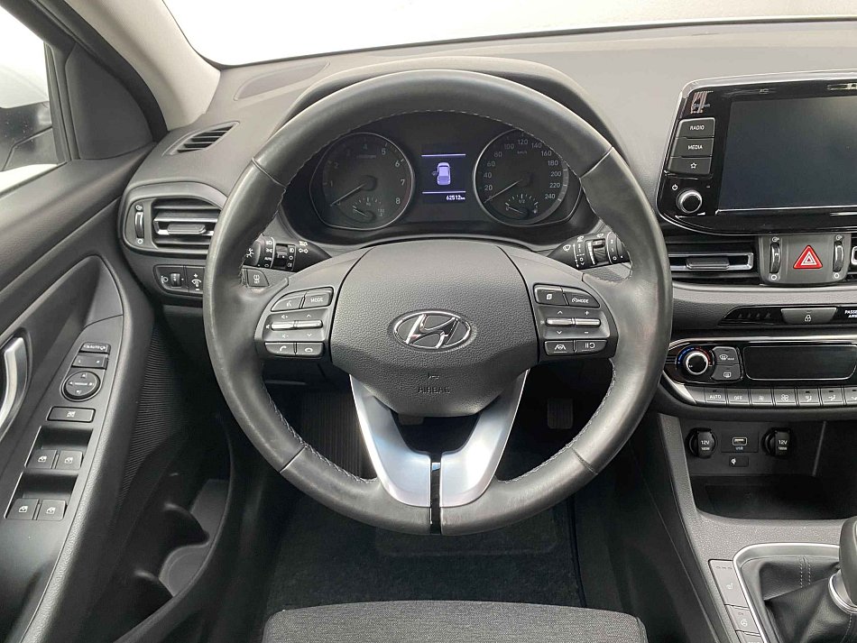 Hyundai I30 1.5 T-GDi Smart 48V