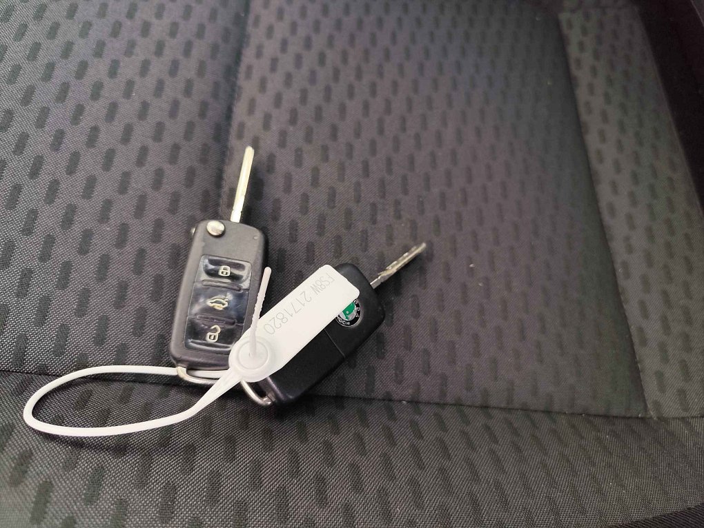 Škoda Roomster 1.2 HTP 
