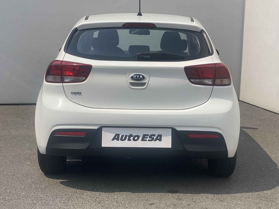 Kia Rio 1.2i 
